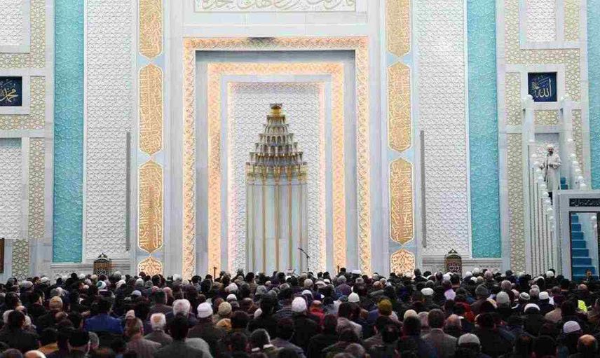 29 Nisan Cuma hutbesi : Diyanet 29 Nisan Cuma hutbesi tam metni
