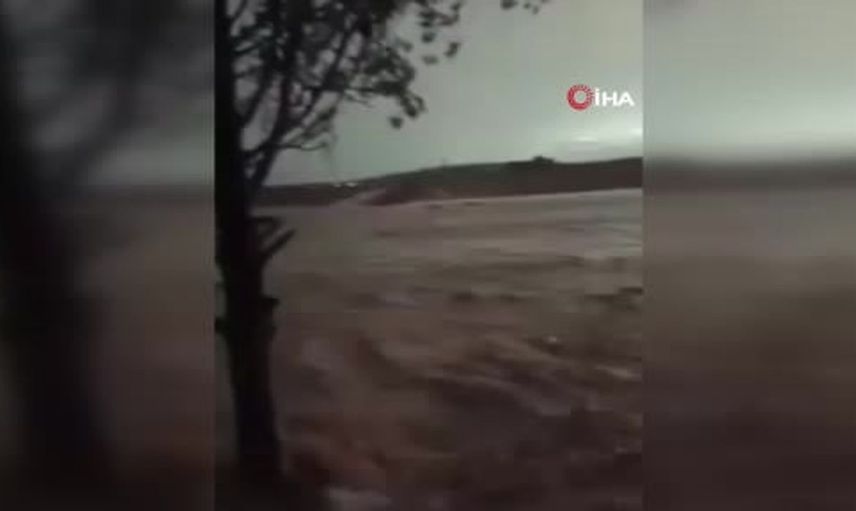 Suriye'de şiddetli yağışlar sel felaketine yol açtı: 5 ölü ve kayıplar var