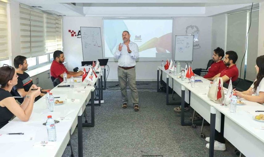 AOSB Akademi'de yöneticilik yetkinlikleri ve sürdürülebilir büyümeye dair eğitimler