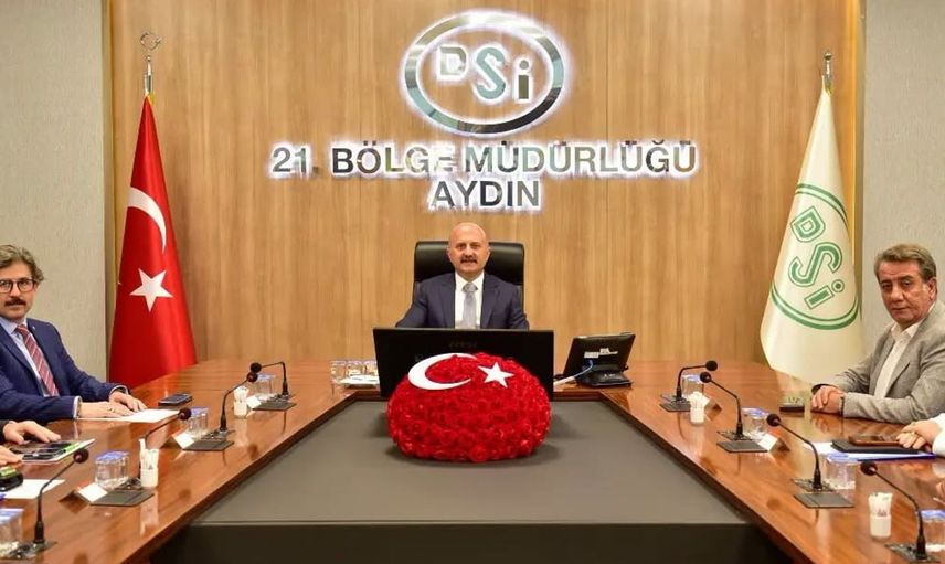 Aydın'da sahipsiz hayvanlar için yeni projeler üzerine tartışmalar yapıldı