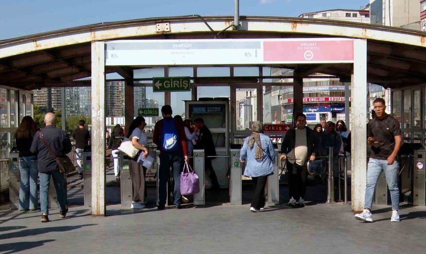 Bahçelievler Belediyesi eğitimde ulaşımı ücretsiz sunarak fark yaratıyor