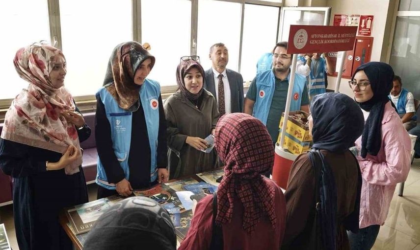 Afyonkarahisar'da üniversite öğrencilerine diyanet gençlik merkezi tanıtıldı
