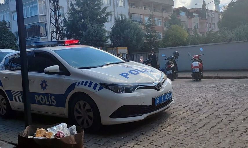 Karasu'da öğrencilerin güvenliği için emniyet ekipleri devrede