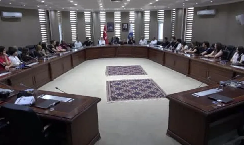 Van'daki öğrenciler hayallerindeki üniversitelere adım attı: MAT-BİL projesi başarı getirdi