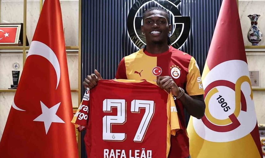 Galatasaray, Rafael Leao ile uzun vadeli anlaşma imzaladı