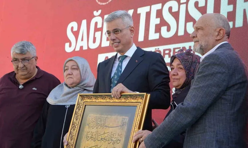 Bolu'daki yangında hayatını kaybedenlerin anısına sağlık merkezi açıldı