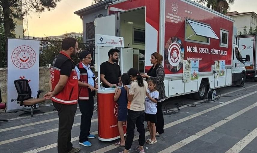 Cizre’de mobil sosyal hizmet aracı vatandaşların destekçisi oldu