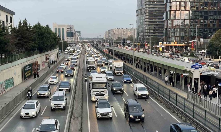 İstanbul'da dev derbi öncesi trafik yoğunluğu yükseldi