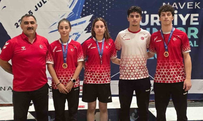 Erzincanlı milli badmintonculardan uluslararası turnuvada 4 madalya
