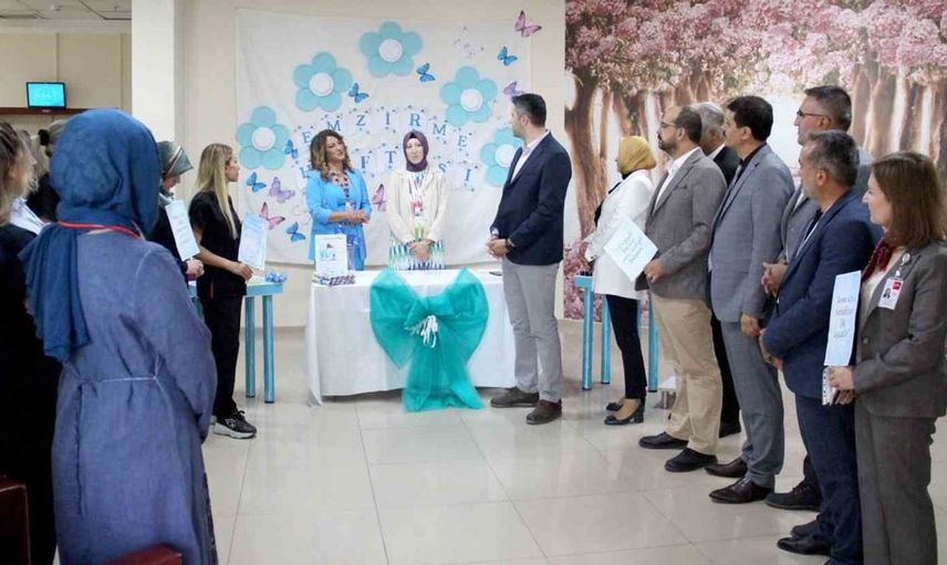 Kayseri Devlet Hastanesi'nde emzirme haftası farkındalık etkinliği düzenlendi