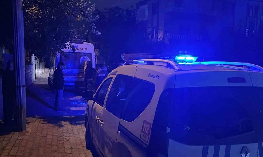 Otomobilin arka koltuğunda bir gencin cesedi bulundu: Olayın detayları ortaya çıktı