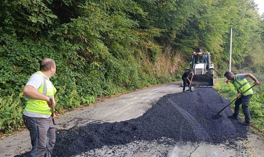 Gölyaka'da kışa hazırlık: Asfalt yama çalışmaları hız kazanıyor