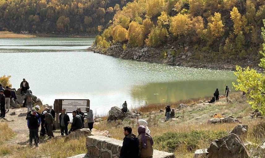 Bitlis maarif ailesi doğa yürüyüşünde birlikteliği pekiştirdi