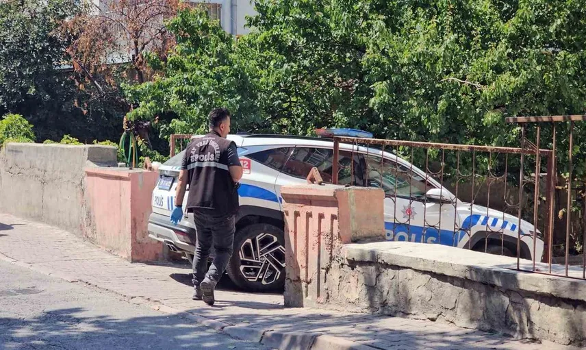 Boşanma sürecinde vahşet: Kayseri'de eşini bıçakladı