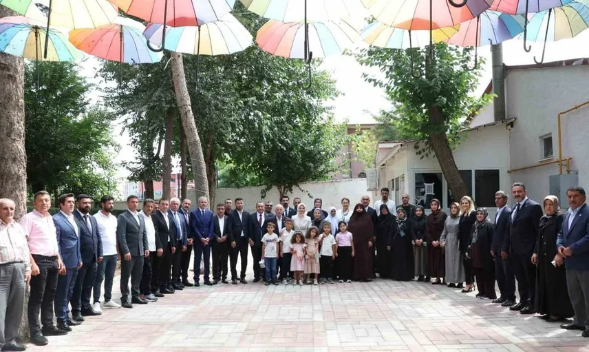 Bakan Göktaş, Muş’ta şehit aileleri ve gazilerle bir araya geldi