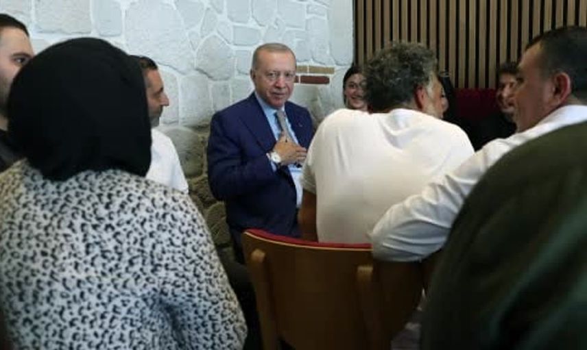 Cumhurbaşkanı Erdoğan, Çengelköy'de esnaf ziyaretinde halka seslendi