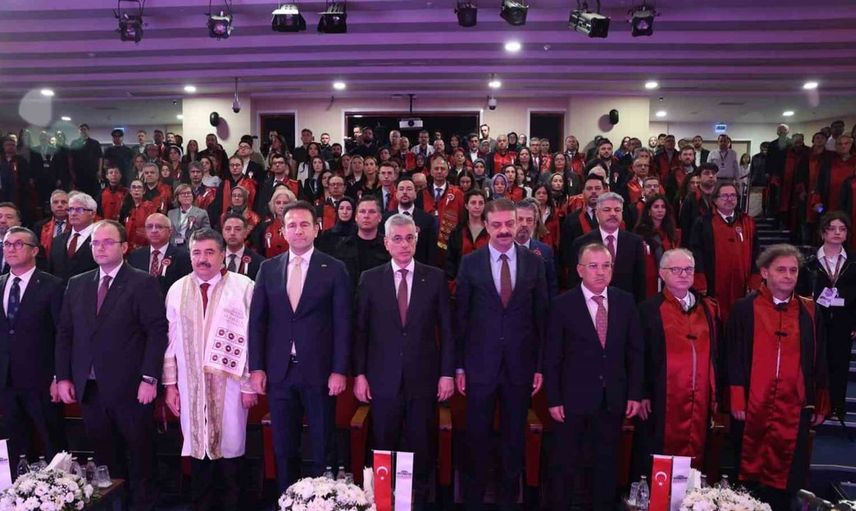 Sağlık bakanı memişoğlu, üniversitelerle sağlıkta yenilik vurgusu yaptı