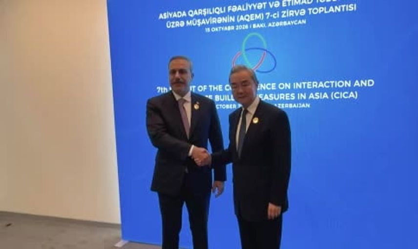 Dışişleri Bakanı Fidan, Bakü'de Çinli mevkidaşıyla bir araya geldi