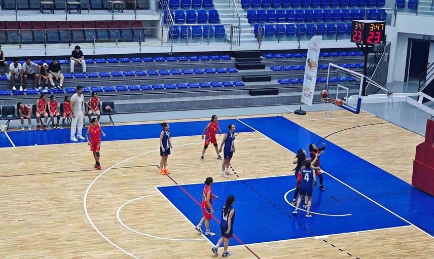9 ilin sporcuları Malatya'da Anadolu Yıldızlar Ligi'nde mücadele ediyor