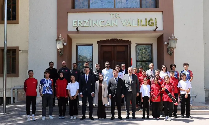 Erzincanlı sporcuların ulusal başarıları ödüllendirildi