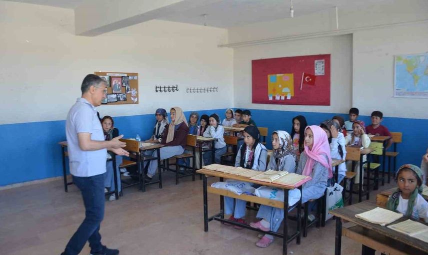 Bulanık'ta tügva yaz okullarına yoğun ilgi: 2 bin 500 öğrenci kayıt yaptırdı