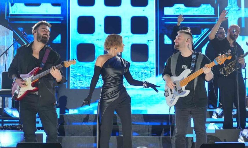 Derya Uluğ, kültür yolu festivalinde dinleyicileri coşturdu