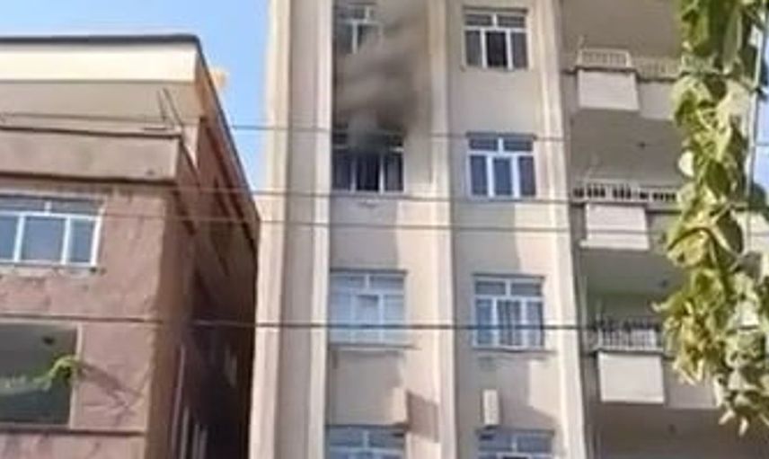 Diyarbakır'da 7 katlı apartmanda çıkan yangında can kaybı yok