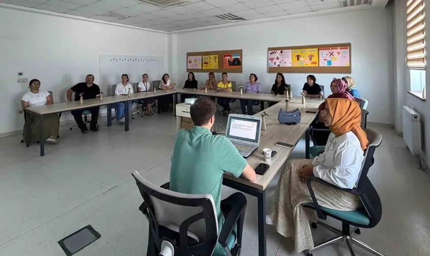 Düzce'de sağlıklı hayat saatleriyle iklim krizi eğitimi verildi