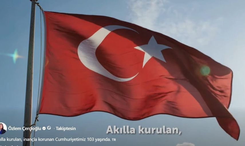 Özlem Çerçioğlu’nun 29 Ekim videosu sosyal medyada büyük ilgi gördü