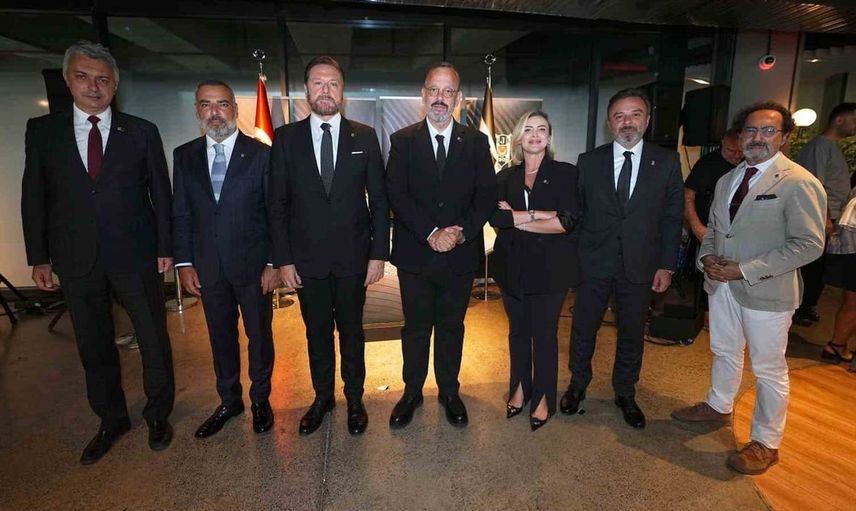 Beşiktaş yönetimi öğretmenlerle yeni eğitim yılına merhaba dedi