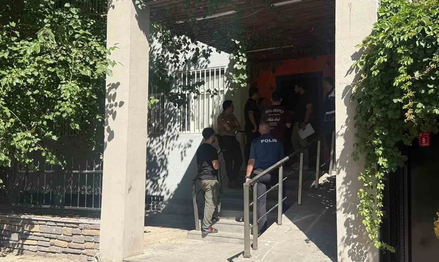 Diyarbakır'daki mühürlü mekan skandalında kapı gerçeği ortaya çıktı