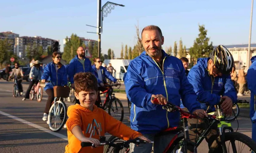 Sivas'ta bisiklet turu çevre dostu ulaşım için pedal çevirdi