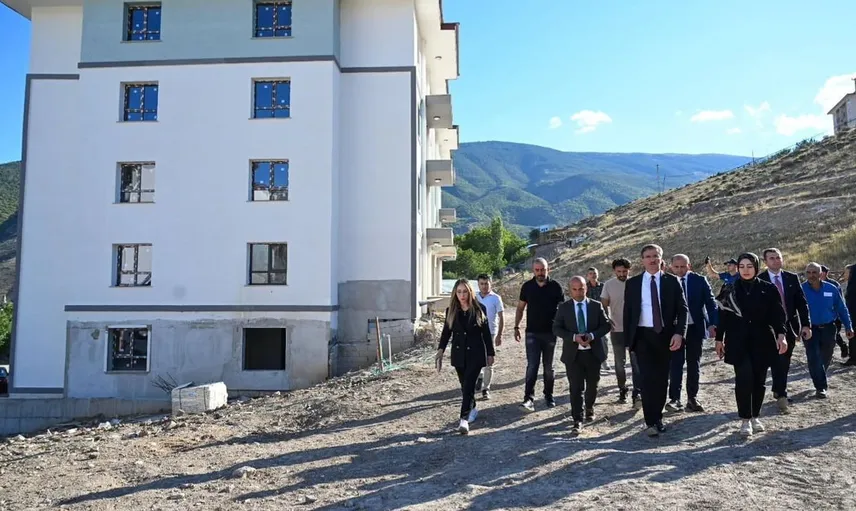 Vali Aydın Baruş, Olur'da esnaf ve projeleri yerinde inceledi