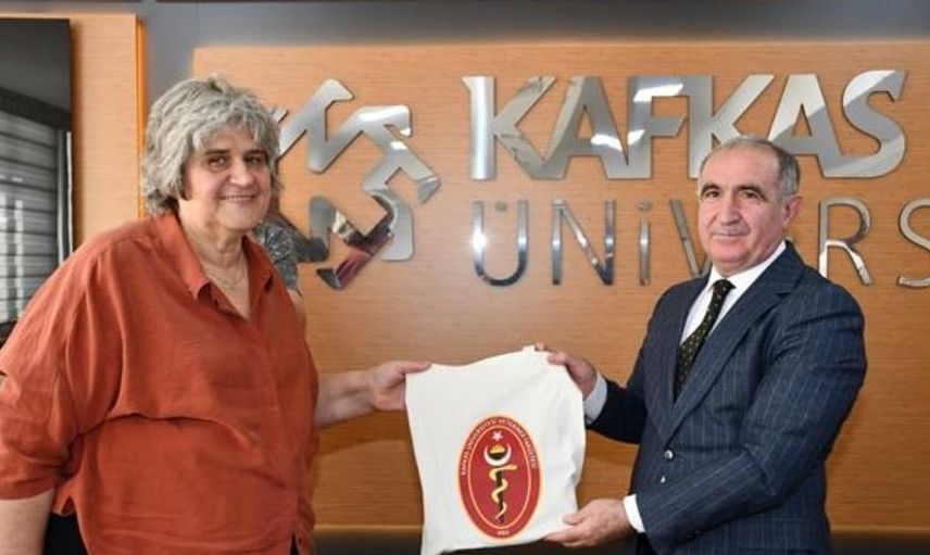Kafkas Üniversitesi'nde uluslararası iş birliği: Avrupa bizonları Anadolu'ya kazandırılıyor