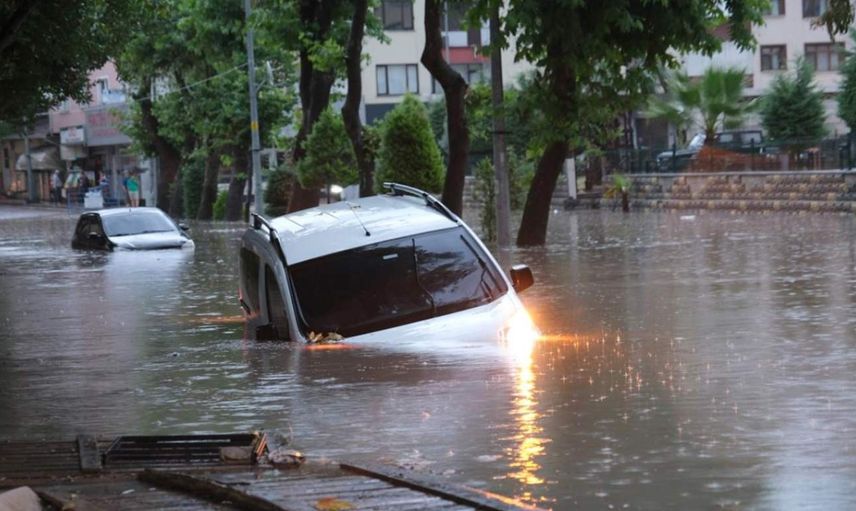 3 ilde afet uyarısı verildi: Alt katları terk edin