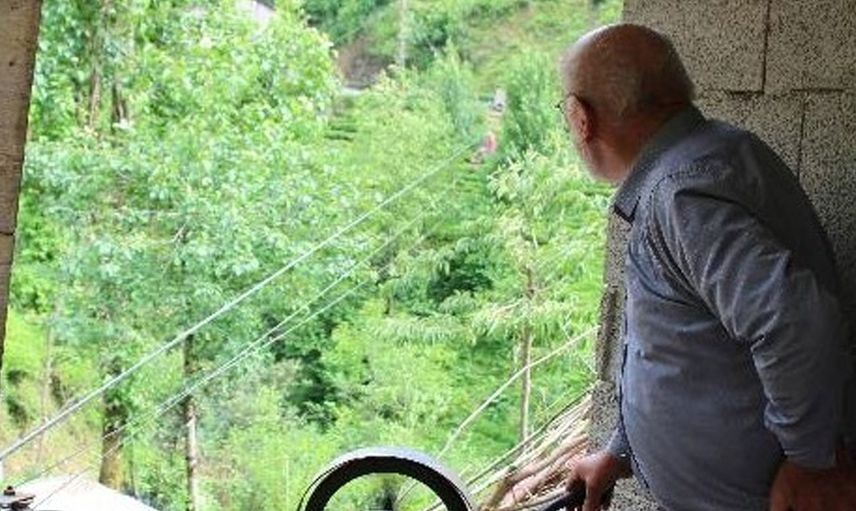 30 Metre Yüksekliğindeki Teleferik Ulaşım Aracı Oldu