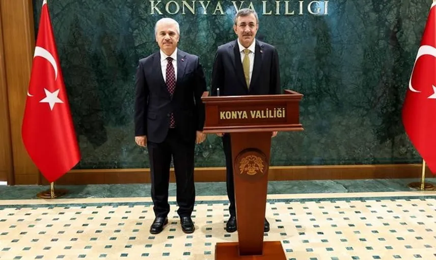 Cevdet Yılmaz sosyal medya üzerine düşündürdü: Asosyal medya gerçekliği