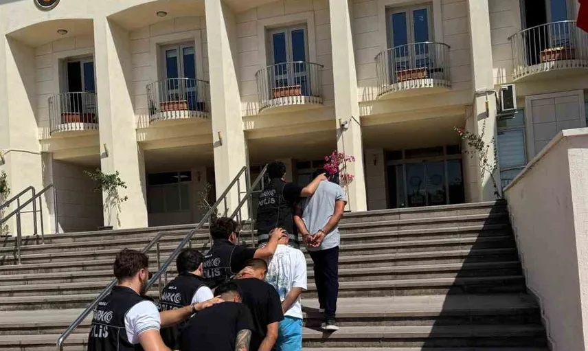 Bodrum'da uyuşturucu operasyonunda dört kişi cezaevine gönderildi