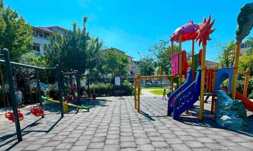 Körfez’de çocuklar için parkları daha keyifli hale getiren yeni oturma grupları