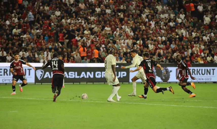 Fenerbahçe Gaziantep'te galibiyet arıyor: Maçta henüz gol yok