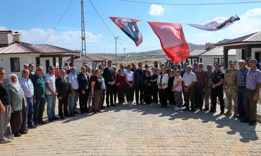 Tunceli'de 18 kırsal konutun anahtarları sahiplerine ulaştı