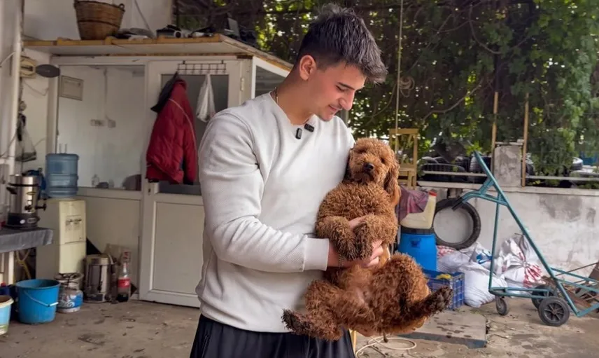 Köpeğiyle yürüyüş yapan vatandaş, eleştirilere yanıt verdi
