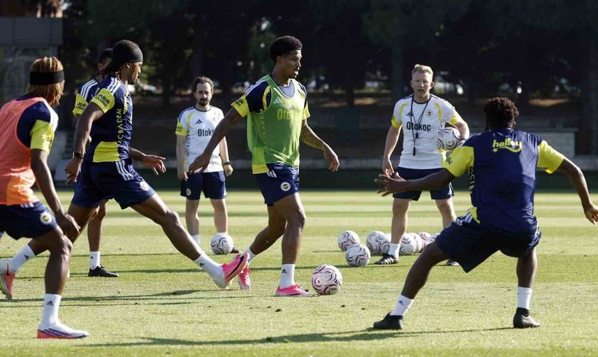 Fenerbahçe, Sturm Graz maçı hazırlıklarına devam ediyor
