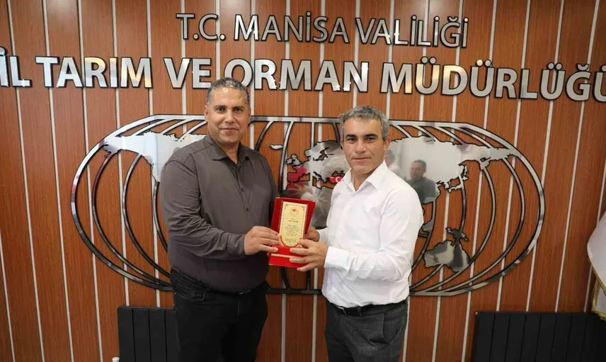 Manisa tarım ve orman müdürlüğünde iki yönetici yeni görevlerine uğurlandı