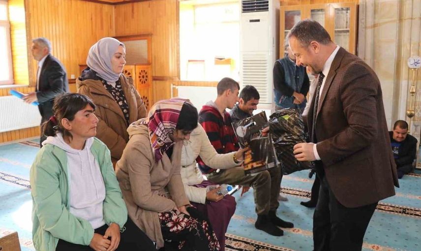 Engelsiz camide bir araya gelerek duygusal anlar yaşandı