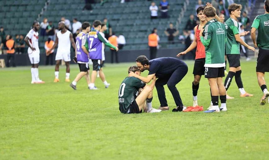 Kocaelispor galibiyetinde Berkan Kutlu'ya özel tebrik