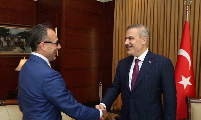 Hakan Fidan Bakü'de TÜRKPA Genel Sekreteri Ramil Hasan ile bir araya geldi