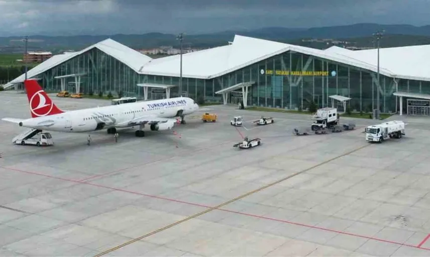 Kars harakani havalimanı, 7 ayda 365 bin yolcuya hizmet sundu
