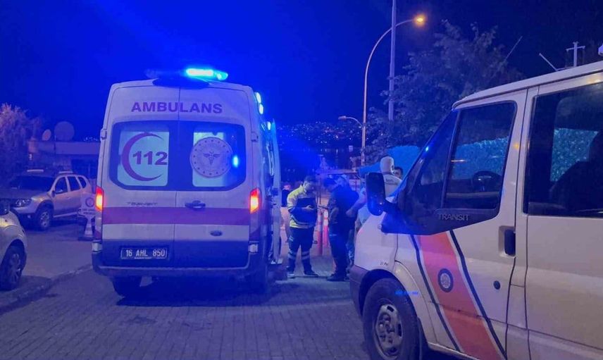 Bursa'da denize düşen üniversite öğrencisi hastaneye kaldırıldı