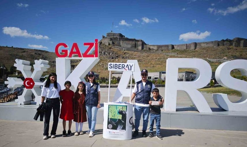 Kars’ta vatandaşları dolandırıcılığa karşı bilinçlendirme seferberliği